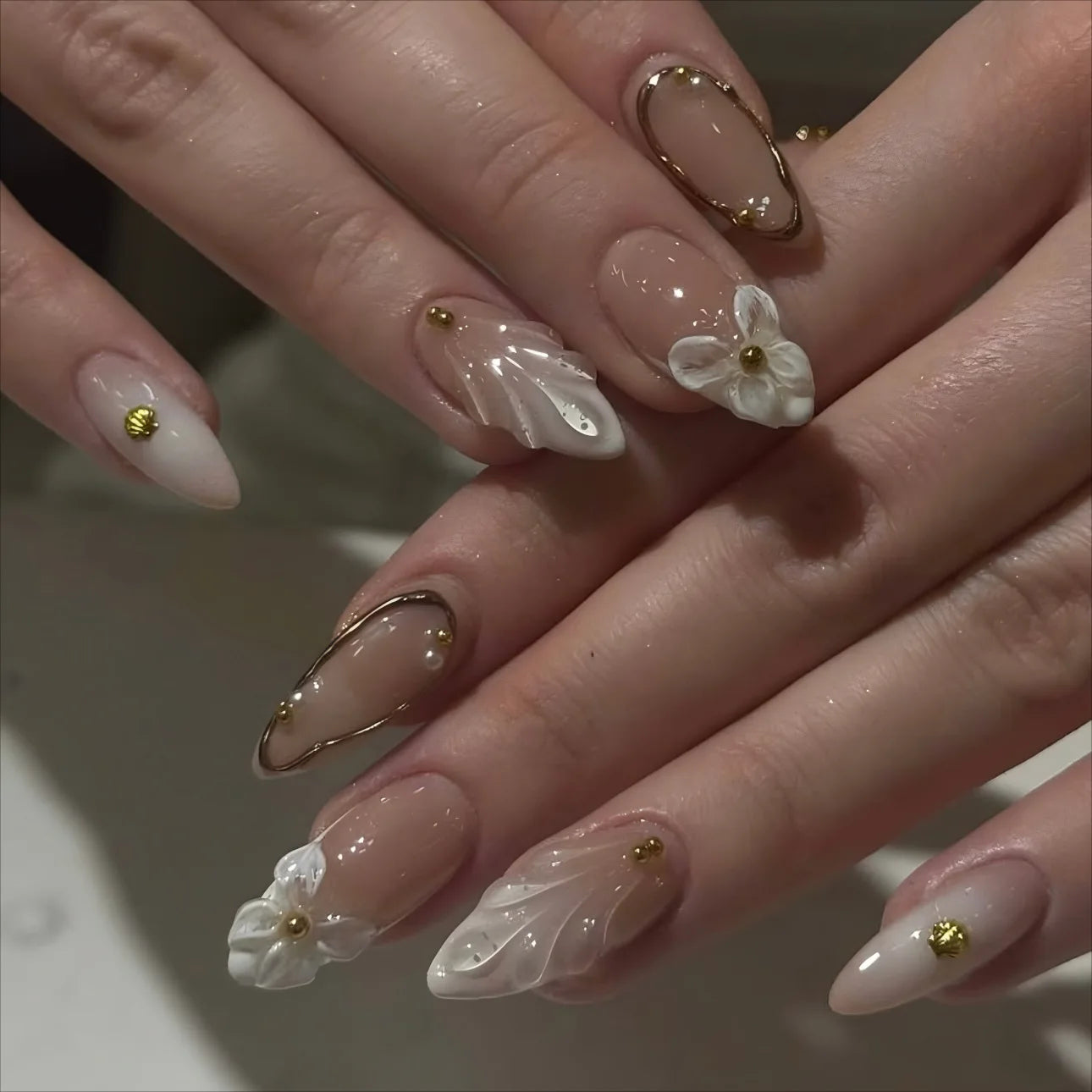 Black Y2K Long False Nails - 24Pcs Almond Cat's Eye Design
