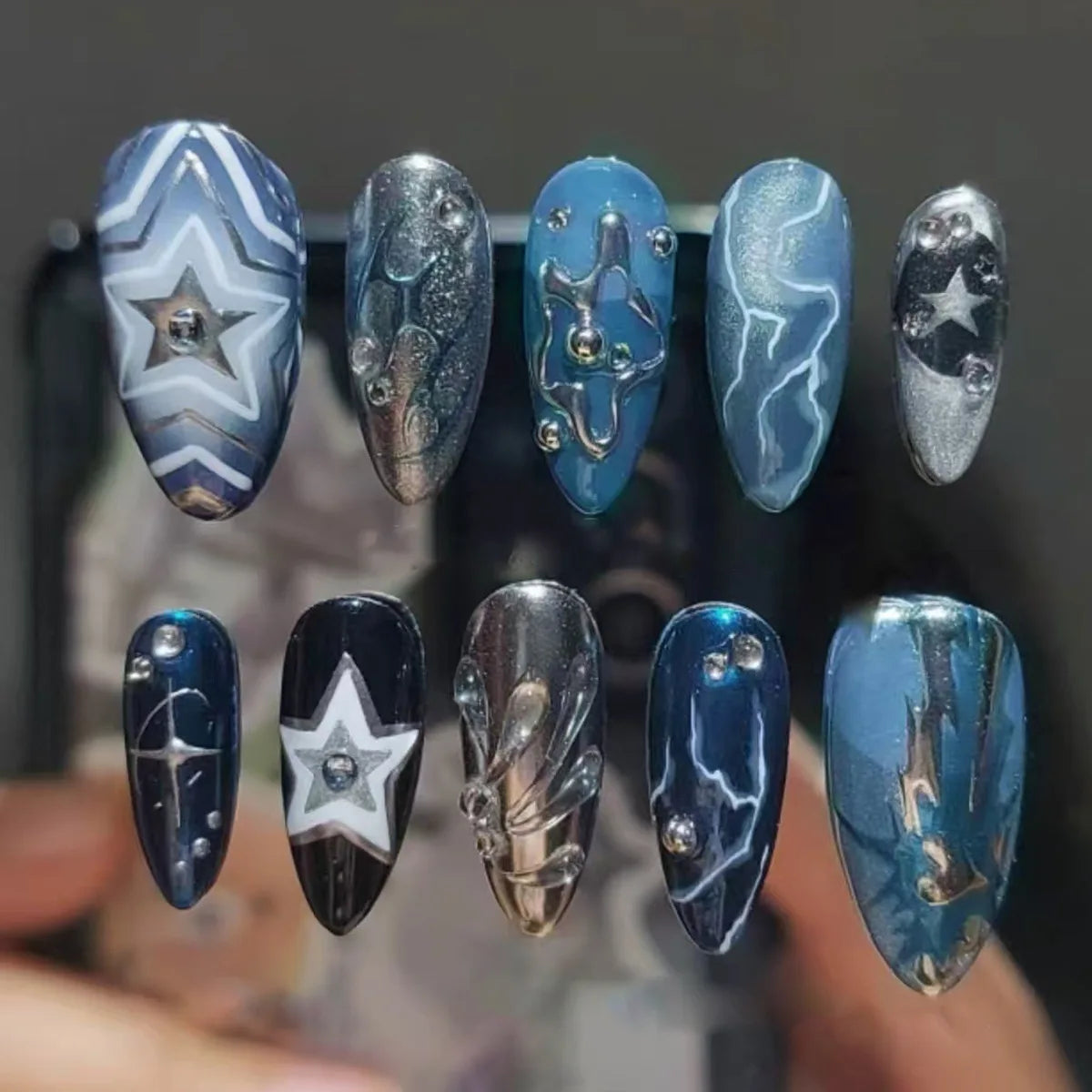Black Y2K Long False Nails - 24Pcs Almond Cat's Eye Design